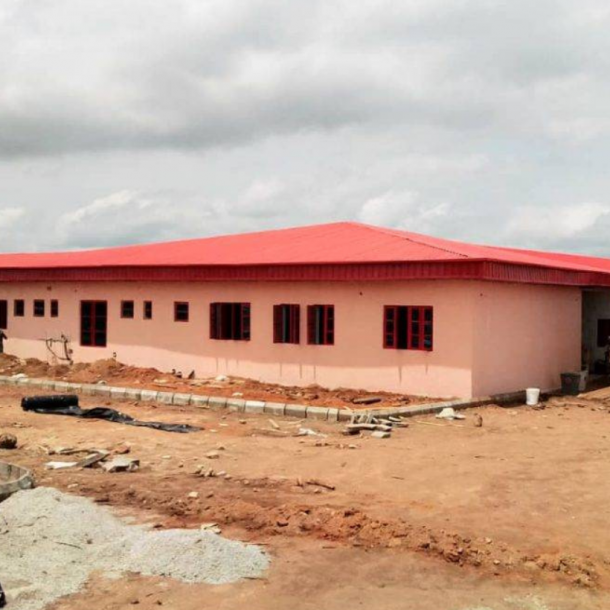 Karis Hospital, Osogbo Painting project (exterior)